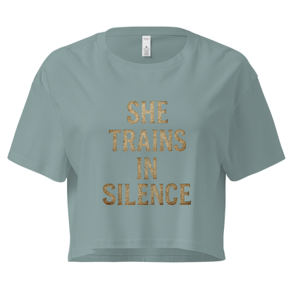 She Trains in Silence – Women’s Crop Top | LS-GCT02